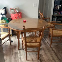 Wooden Diner Table With Glass 