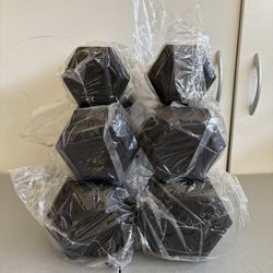 Brand New Set Of Dumbbells 5,10,15 Lbs 