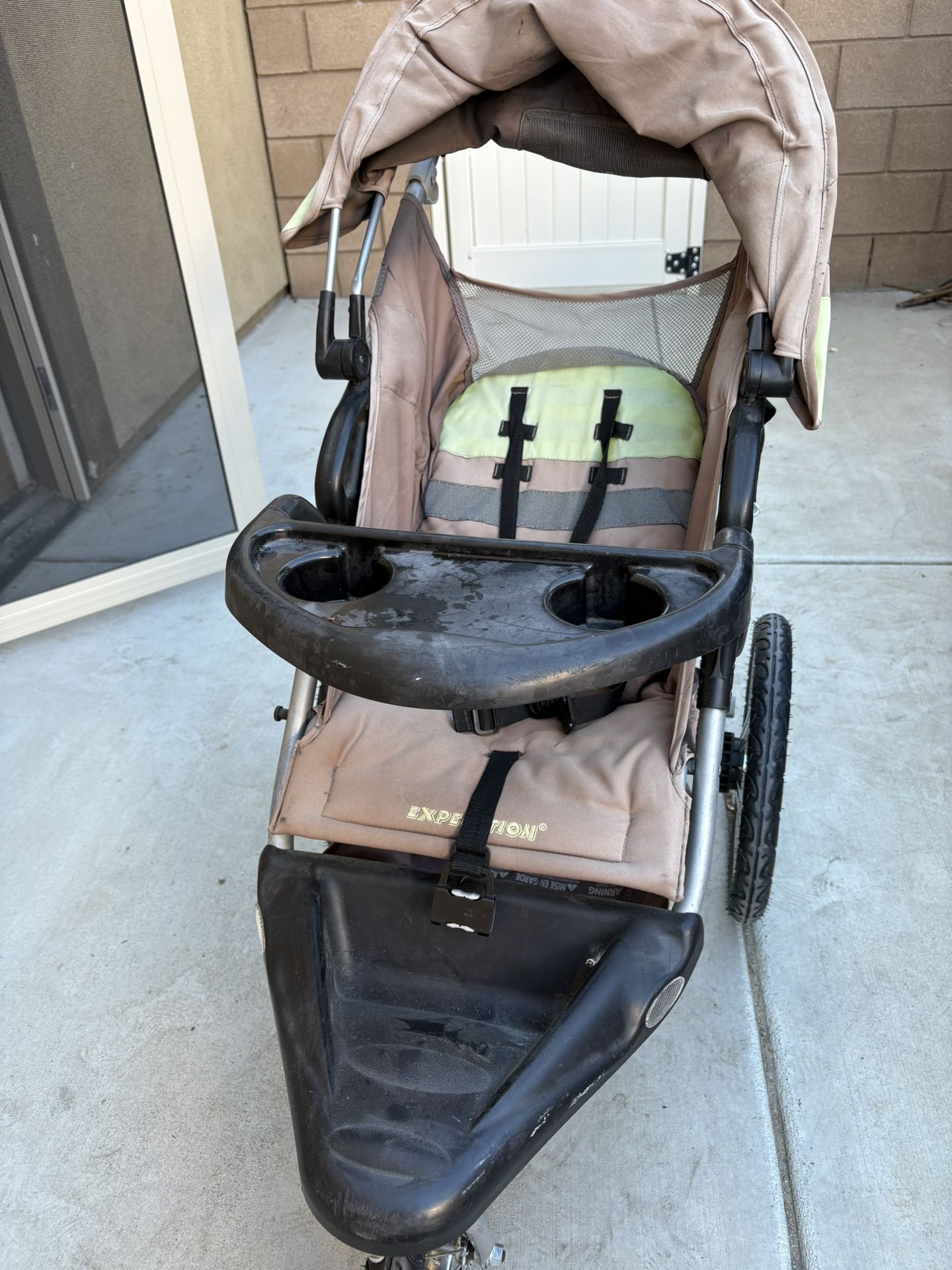 Babytrend jogger stroller