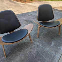 Wing Chairs 