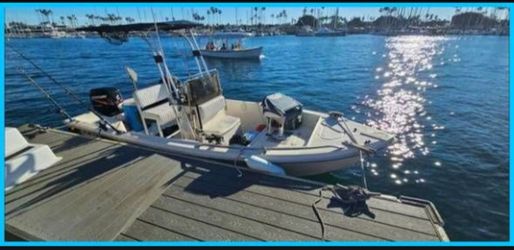 17ft KEY WEST CENTER CONSOLE BOAT