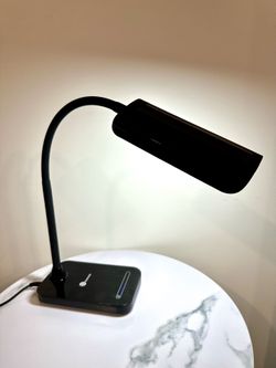 Touch Screen Lightning Adjustable Desk Lamp $5 (Beaverton Pickup) 