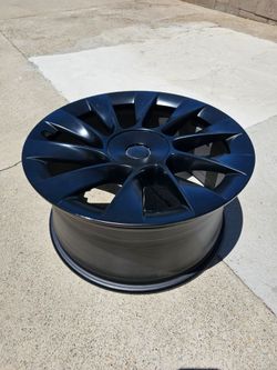 Testla model y used 20" OEM wheel rim induction