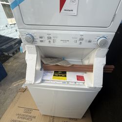 Frigidaire Stackable Washer/gas Dryer