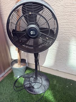Aire Pedestal Standing Fan
