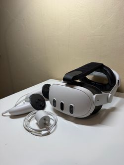 Meta Quest 3 (128GB) – Fully Working + Elite Strap