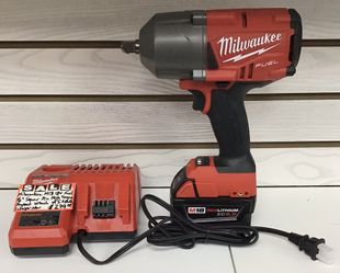 Milwaukee M18 18V Fuel 1/2” Square Pin High Torque Impact Wrench W/ 5.0 Batt. & Charger New 