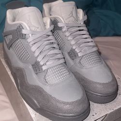 Jordan 4 Retro