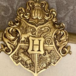 Price Reduced  - Pottery Barn - Harry Potter “Hogwarts” Pin Board 