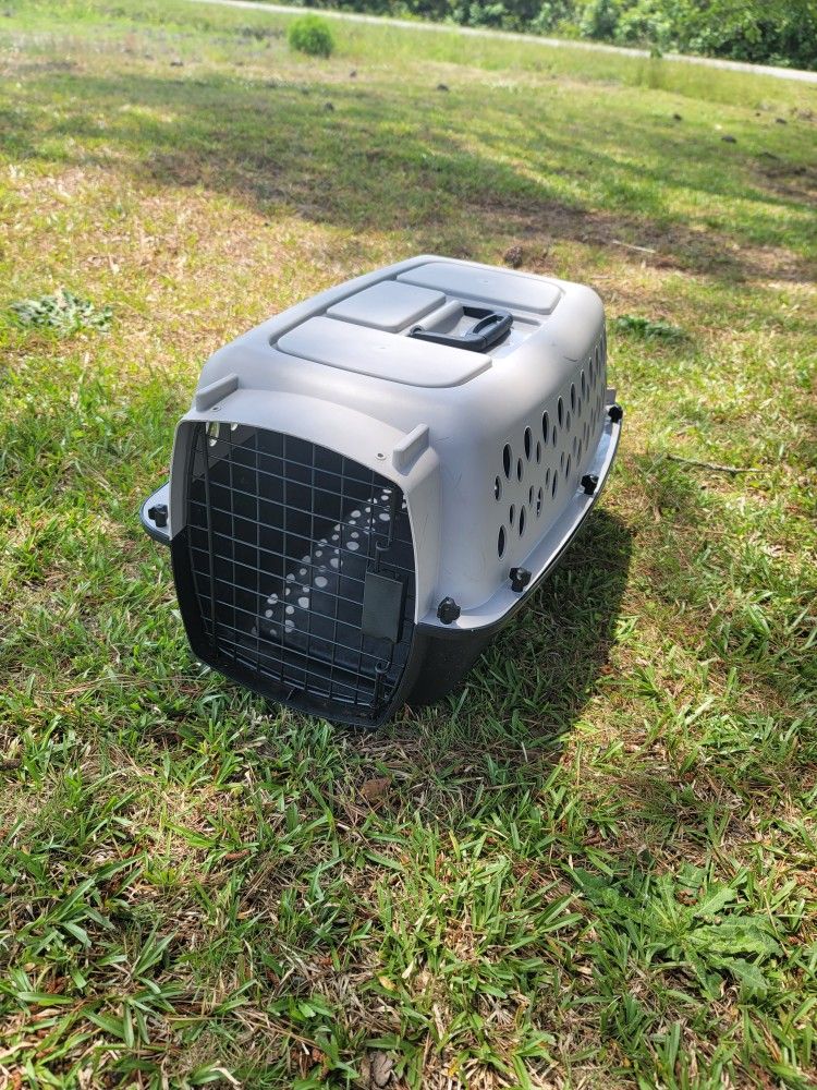 Cat / Small Dog Pet Carrier