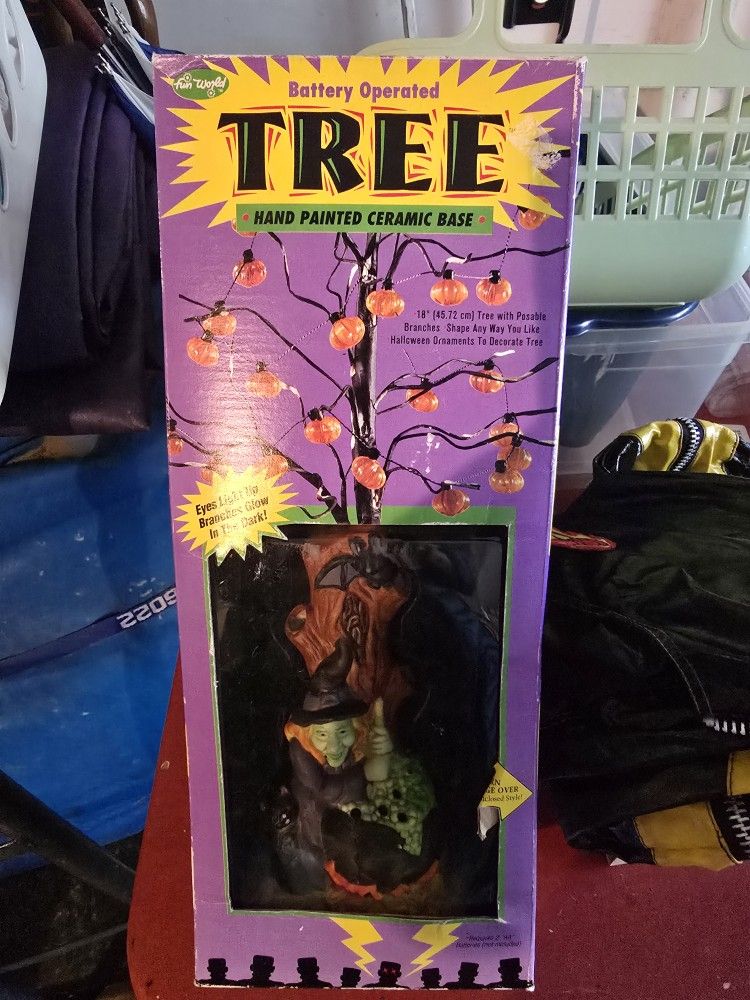 HALLOWEEN 🎃 VINTAGE WITCH TREE