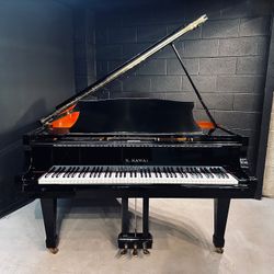 Kawai Model KG-2E 5'10" Ebony Gloss Grand Piano