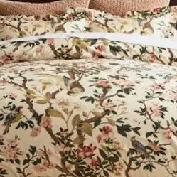 Pottery Barn Nola Songbird Duvet