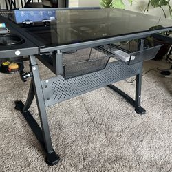 Adjustable Drafting Desk