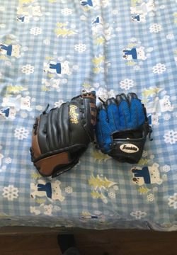 Baseball gloves