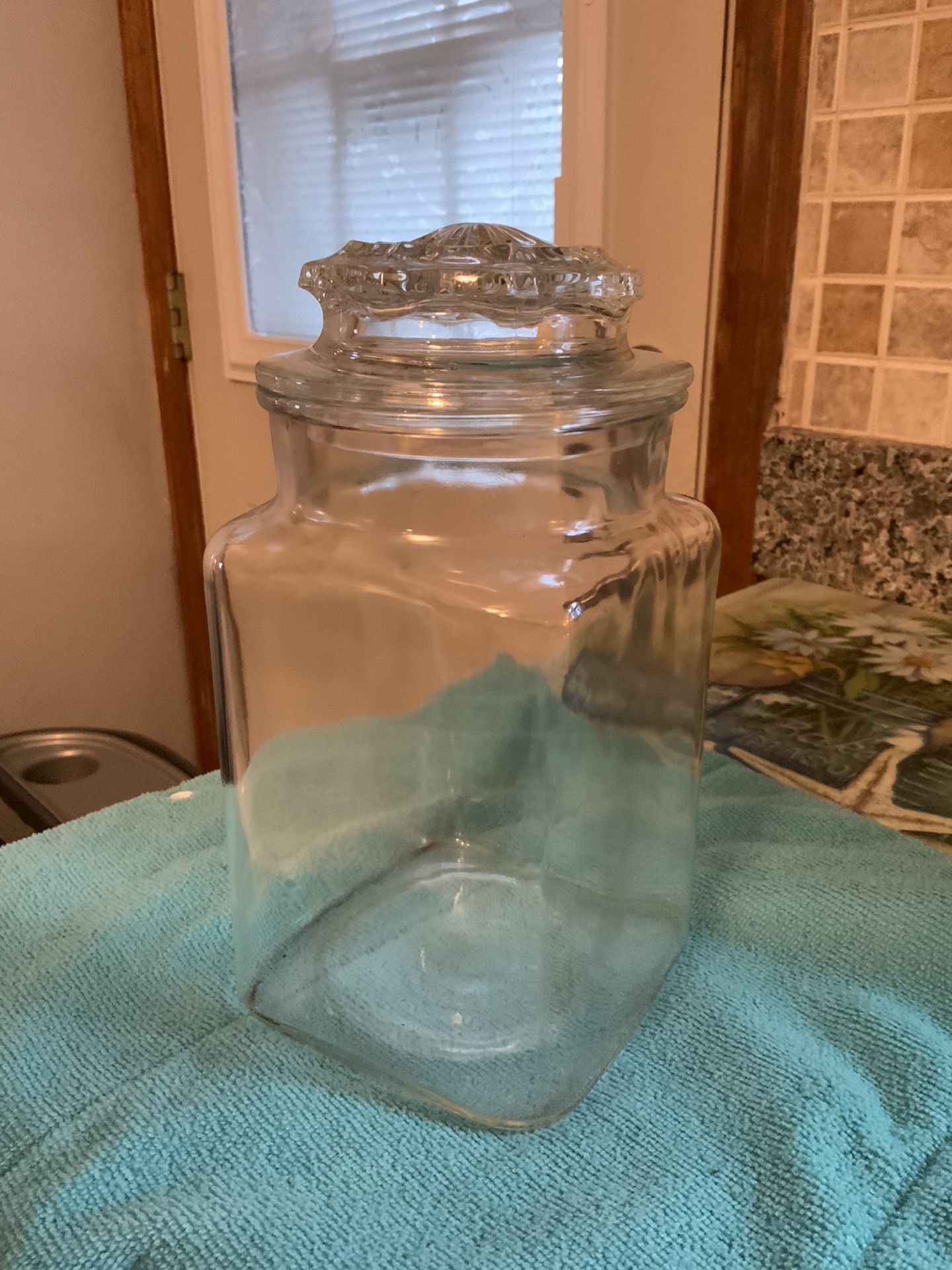 9” Glass Jar With Cover