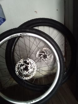 26" disc brakes wheels