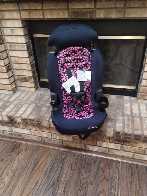 Car Seat That Turns Into A Booster Seat 