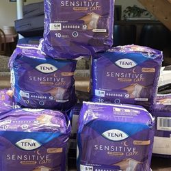 TENA  Women’s  Underwater 7 Packs New!