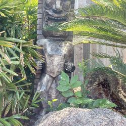 Resin Tiki 