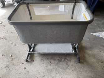 Bassinet 