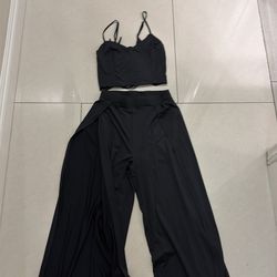 Woman 2 piece dressy outfit