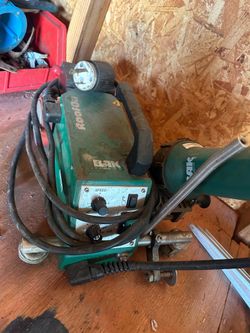Heat gun for TPO Roofing