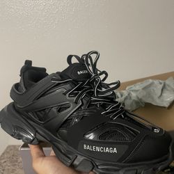 Balenciaga Tracks Black 