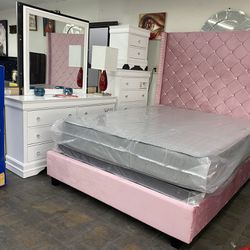 New Queen Bedroom Set For $1499
