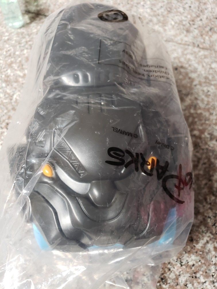 isney Parks Black Panther Wakanda Forever Shuri's Panther Gauntlet Drink Holder