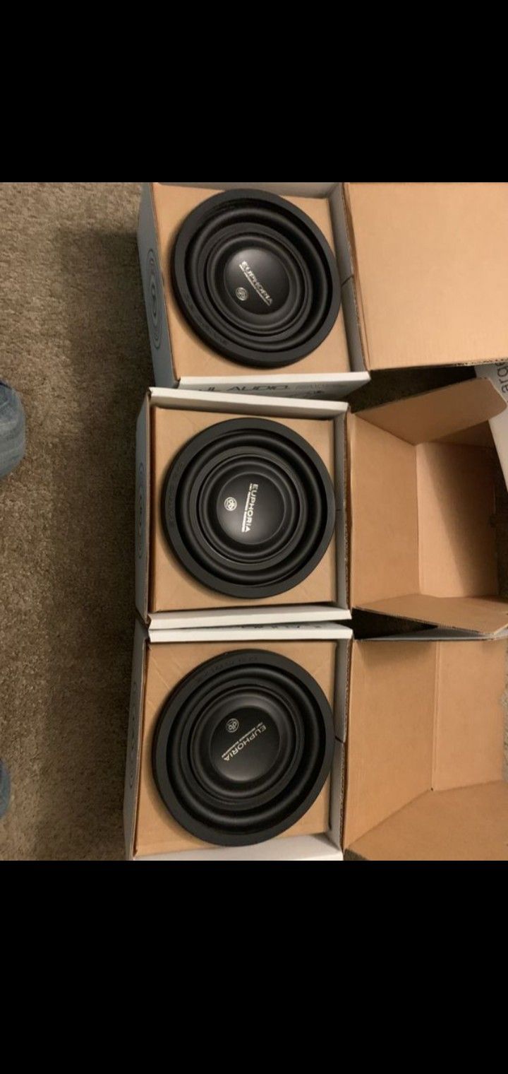 3 8 DB EUPHORIA DUAL WOOFERS $240 FIRM