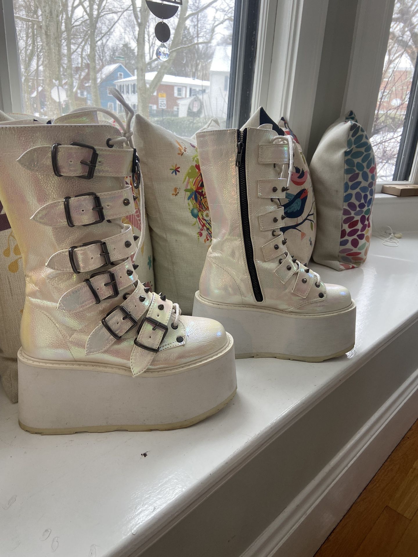 Women's Demonia Damned 225 Pink Green Iridescent Vegan Leather Boots Size 6