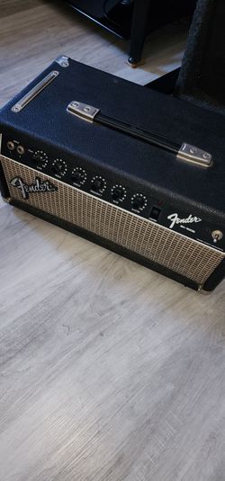 Fender SK-100B Bass Amp Head (100watts 4ohm)