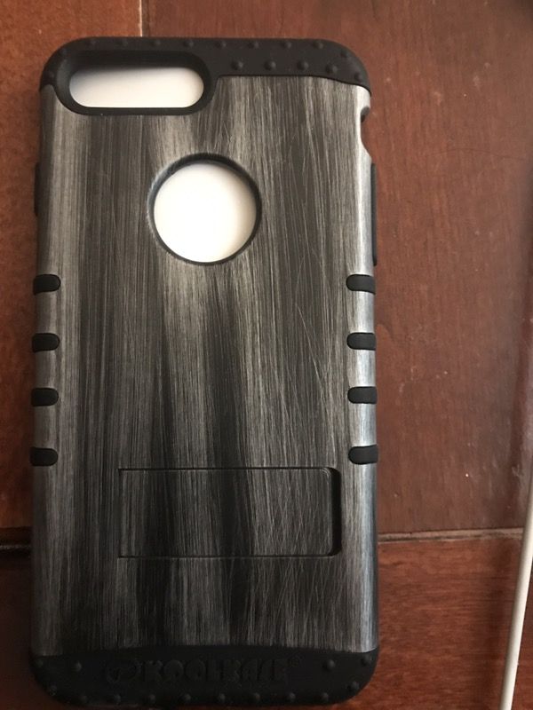 iPhone 7 Plus case with stand