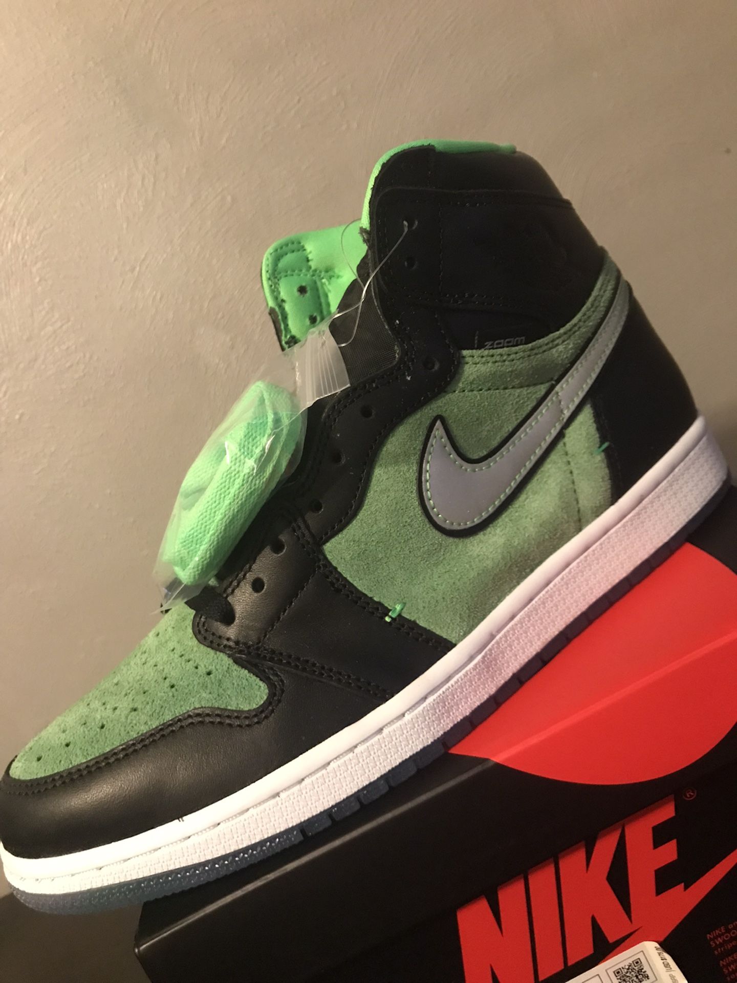 Jordan 1 Zoom Zen Green Size 10.5 