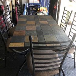 Kitchen Table And Chairs And Matching Coffee Table