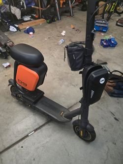 Segway Ninebot G2