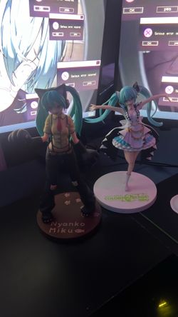 Miku Figures