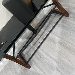 Tv stand