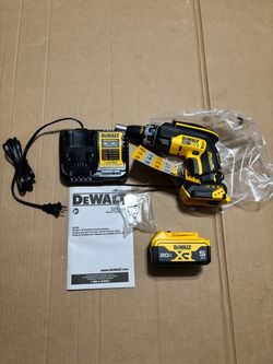 Dewalt 20V MAX XR Screw Gun Kit