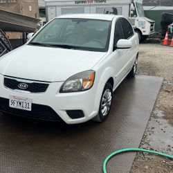 Kia Rio 2011