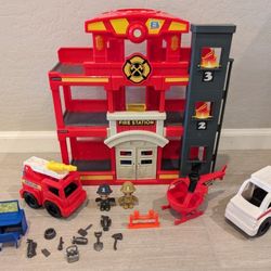Kid Connection Toy Fire House & Fire Truck