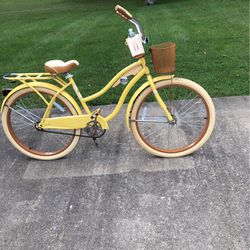 Womens 26 Inch Bike Excellent Condition