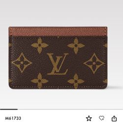 Brand New Louis Vuitton Card Holder 