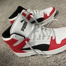 White red black puma shoes 