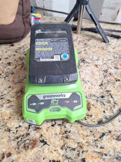 Green works battery charger