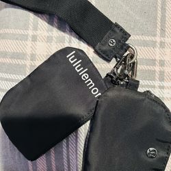 LULULEMON KEYCHAIN