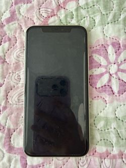 iPhone 11 128GB White – Factory Unlocked – Excellent Condition