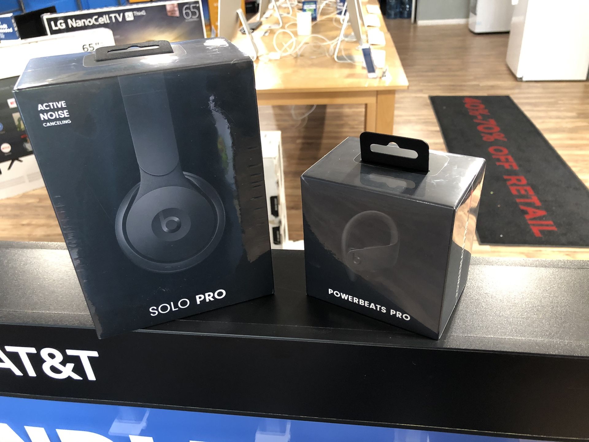 BEATS SOLO PRO! BRAND NEW! 1 YEAR MANUFACTURE WARRANTY!