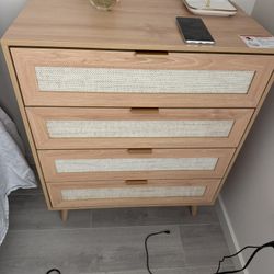 Brand New Dresser With 4 drawers 